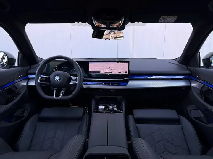 BMW Seria 5 G30/G31 520d xDrive AT MHEV