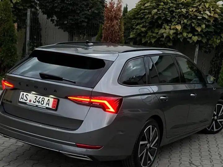 Škoda Octavia 2.0 TDI DSG Sportline