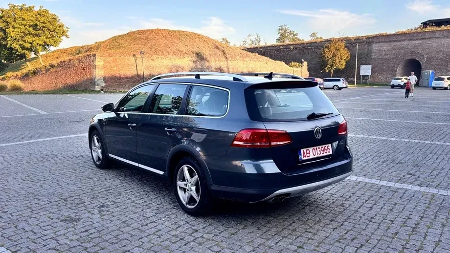 Volkswagen Passat B7 — imagine 3