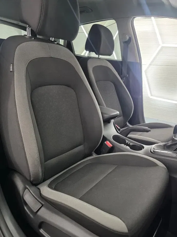 Hyundai Kona — imagine 10