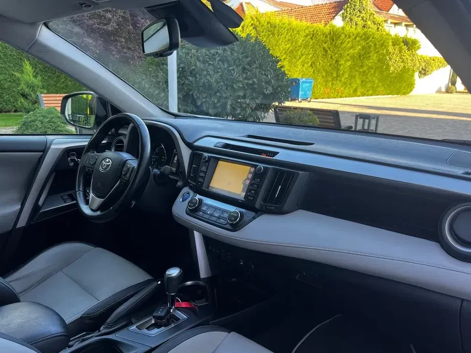 Toyota RAV4 2.5 4x2 Executive — imagine 9