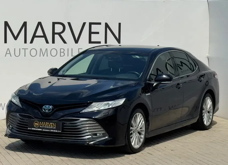 Toyota Camry VIII Luxury — imagine 3