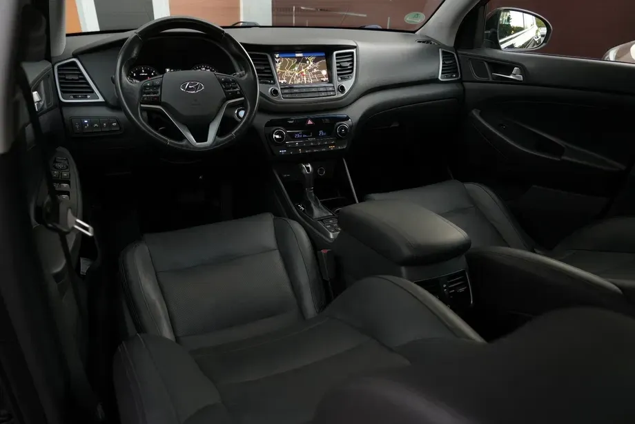 Hyundai Tucson III 2.0 CRDI 4WD Automatik Premium — imagine 10
