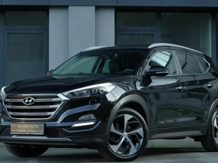 Hyundai Tucson III 2.0 CRDI 4WD Automatik Premium