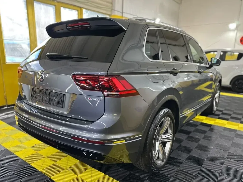 Volkswagen Tiguan II 2.0 TSI OPF DSG 4Motion R-Line — imagine 3