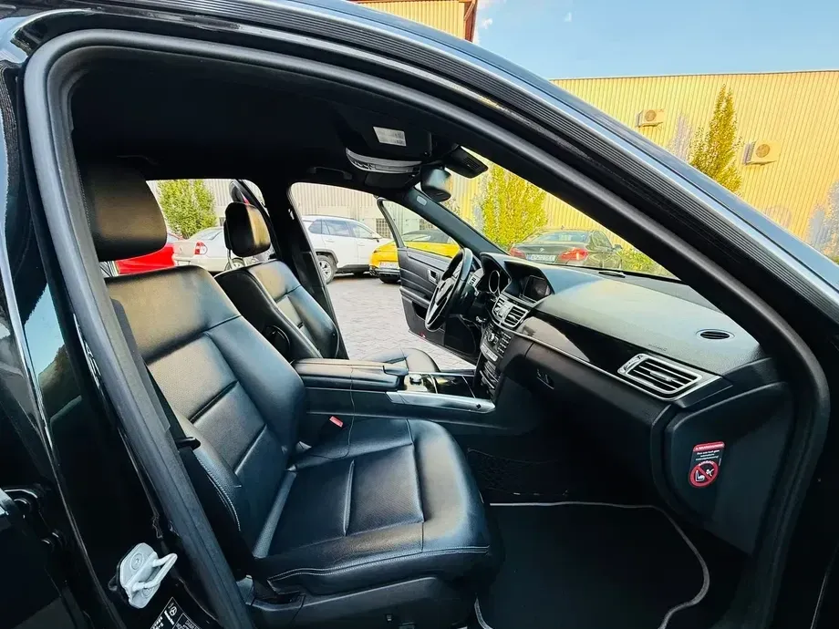 Mercedes-Benz E — imagine 7