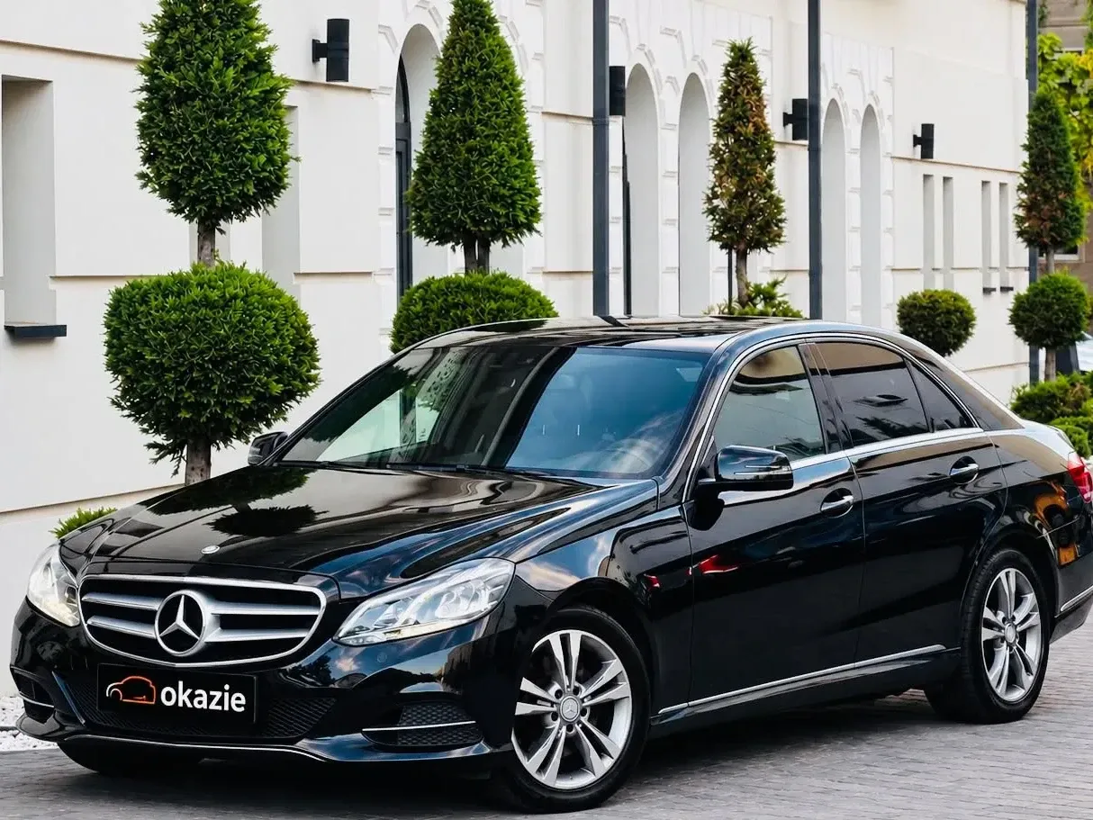 Mercedes-Benz E — imagine 10