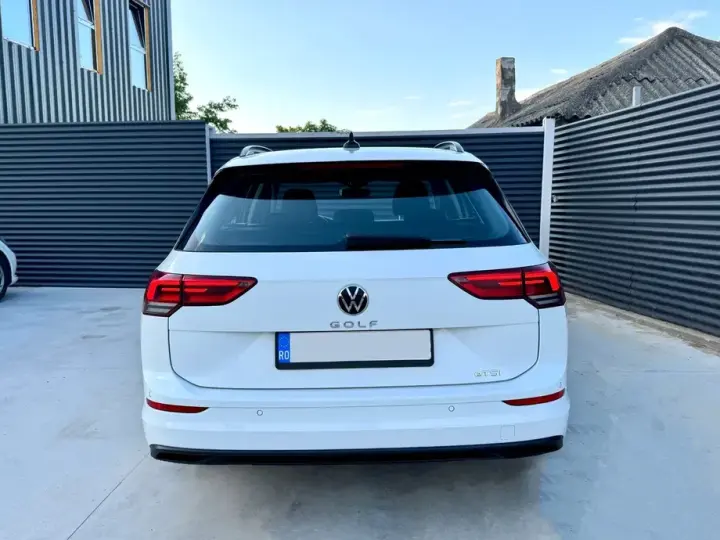 Volkswagen Golf VIII 1.0 TSI Life