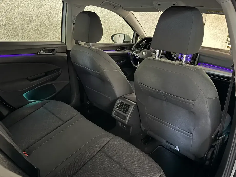 Volkswagen Golf VIII 1.0 TSI Life — imagine 9
