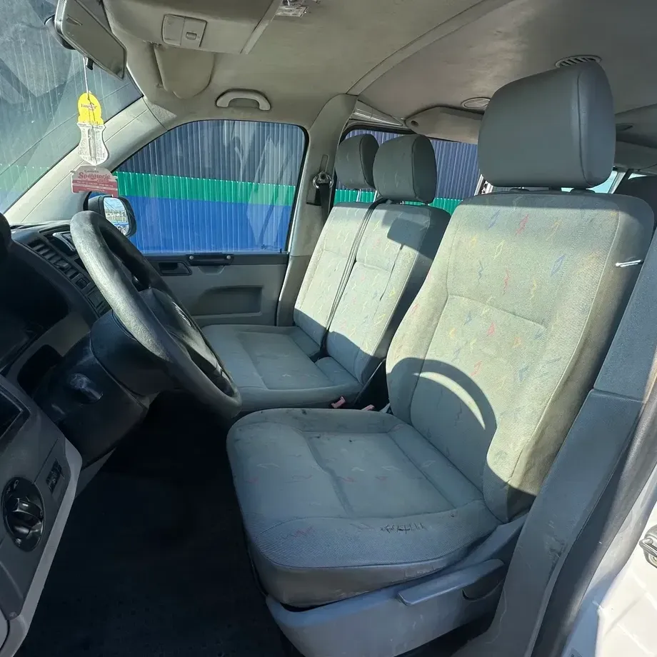 Volkswagen Transporter — imagine 9