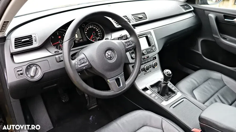 Volkswagen Passat B7 1.6 TDI BlueMotion Technology Highline — imagine 3