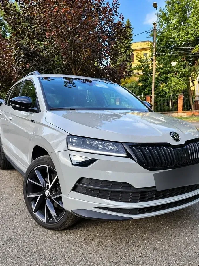 Škoda Karoq 2.0 TDI SCR 4x4 DSG Sportline — imagine 10