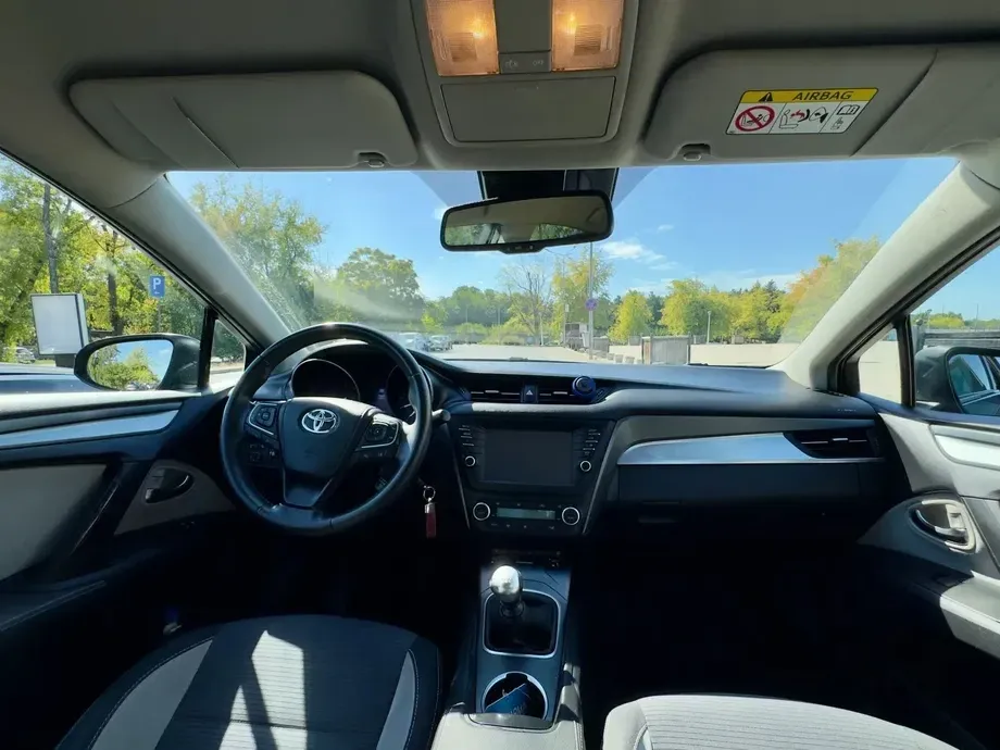 Toyota Avensis III — imagine 8