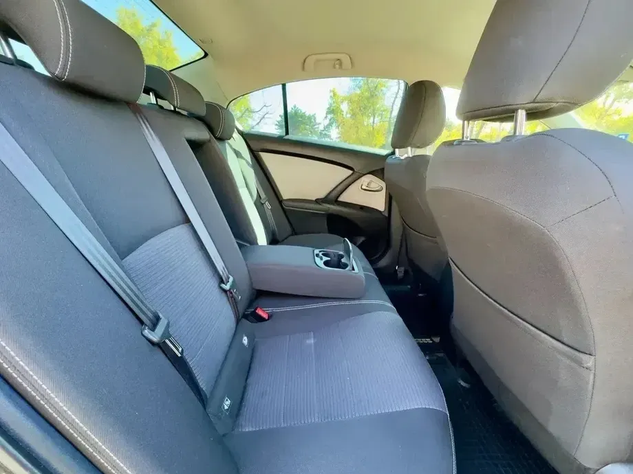 Toyota Avensis III — imagine 7