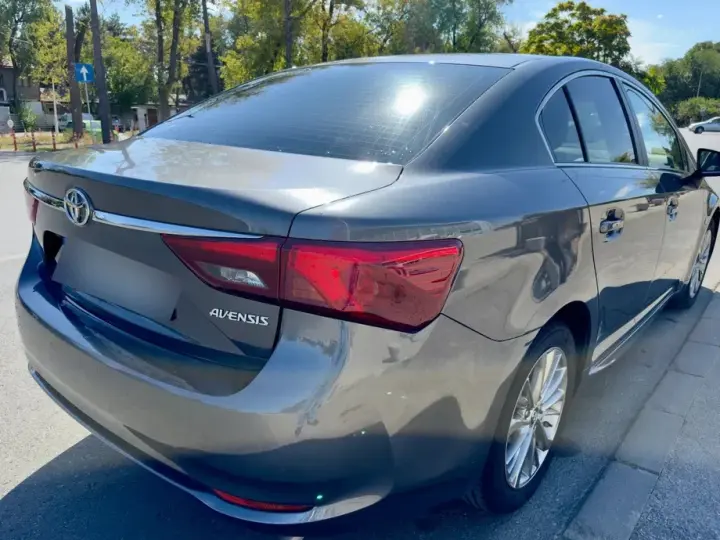 Toyota Avensis III