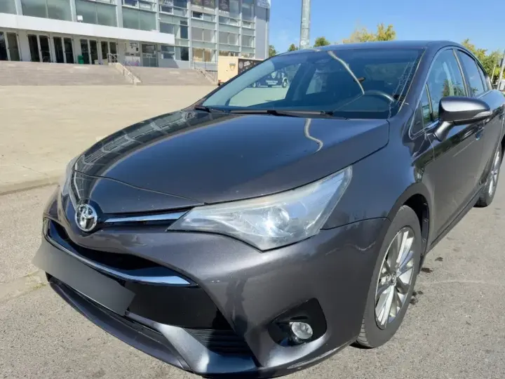 Toyota Avensis III
