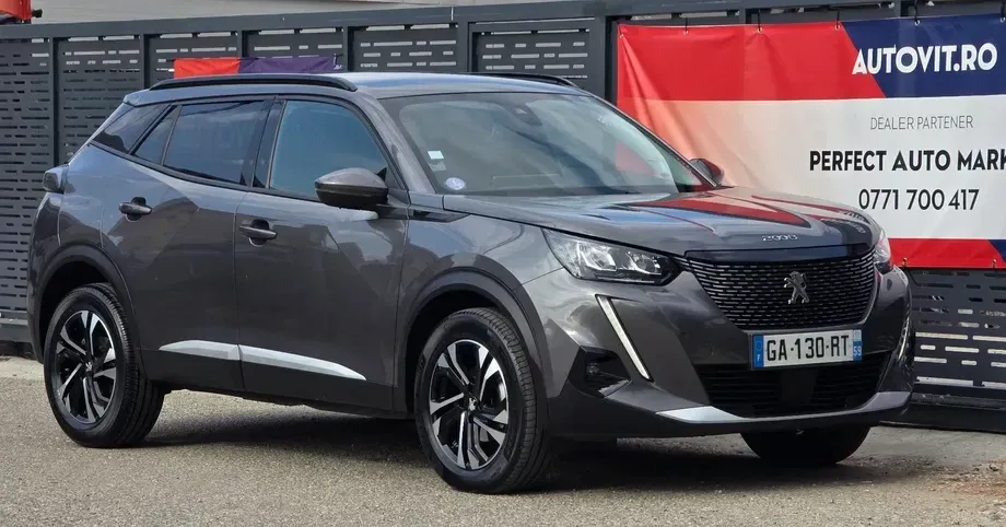Peugeot 2008 PureTech 130 EAT8 GT Pack — imagine 7