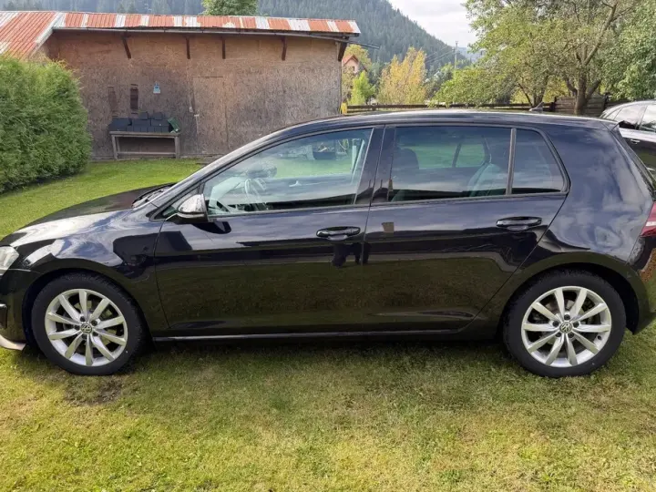 Volkswagen Golf VII