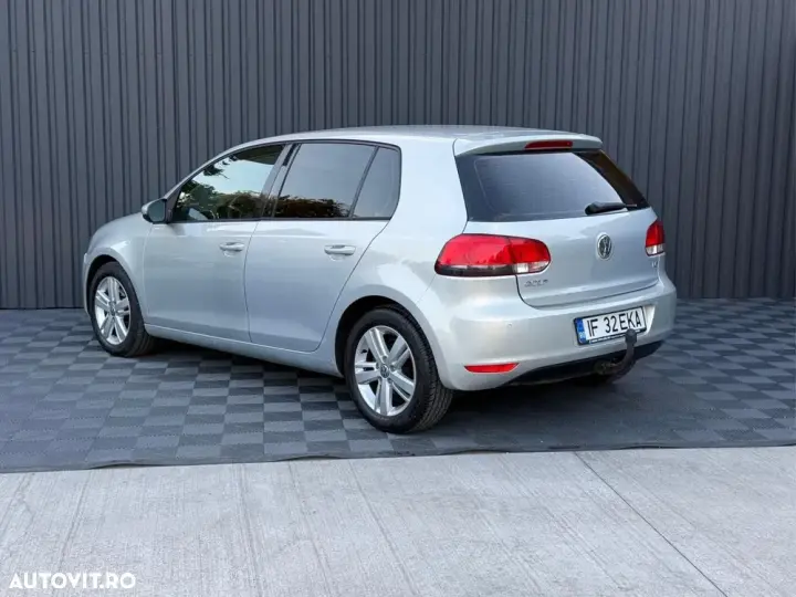 Volkswagen Golf 1.6 DSG Team