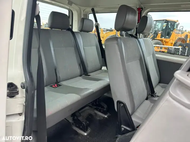 Volkswagen Transporter Caravelle Trendline Scurt