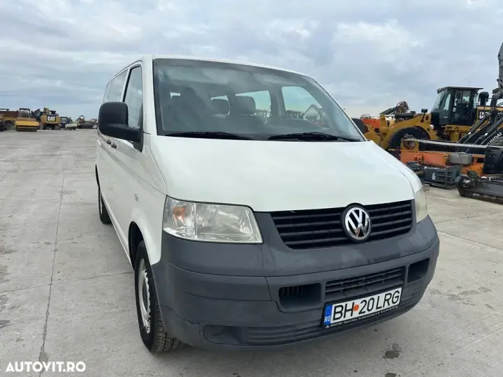 Volkswagen Transporter Caravelle Trendline Scurt
