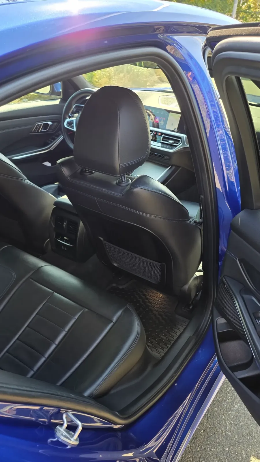 BMW Seria 3 — imagine 9