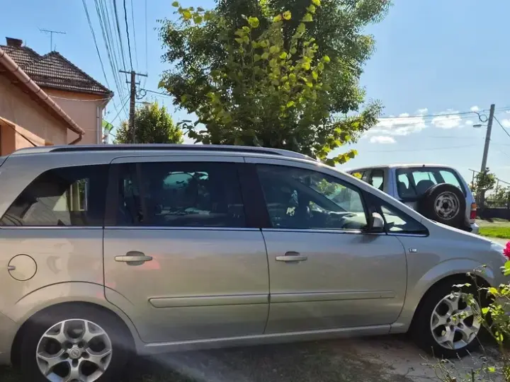 Opel Zafira B