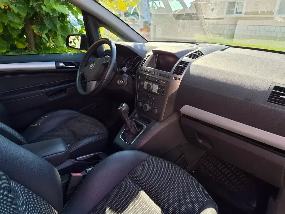 Opel Zafira B — imagine 7