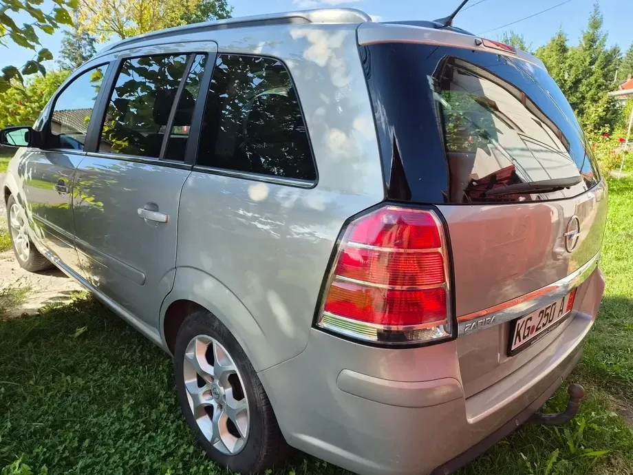 Opel Zafira B — imagine 4