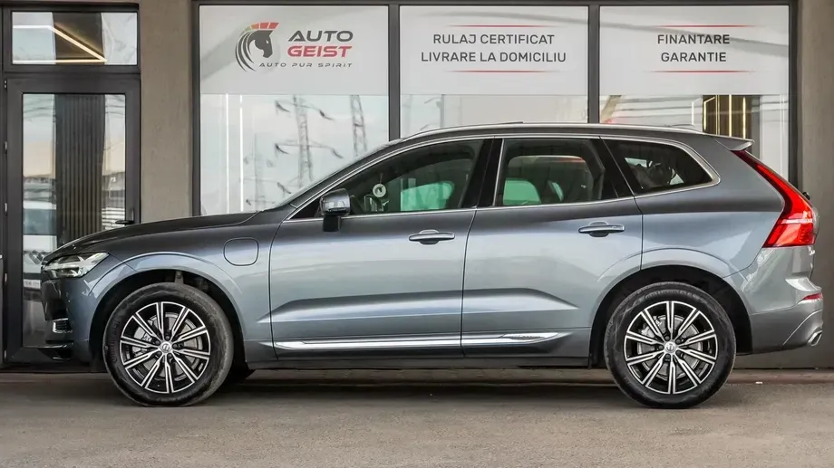 Volvo XC 60 II Recharge T6 Twin Engine eAWD Inscription Expression — imagine 3