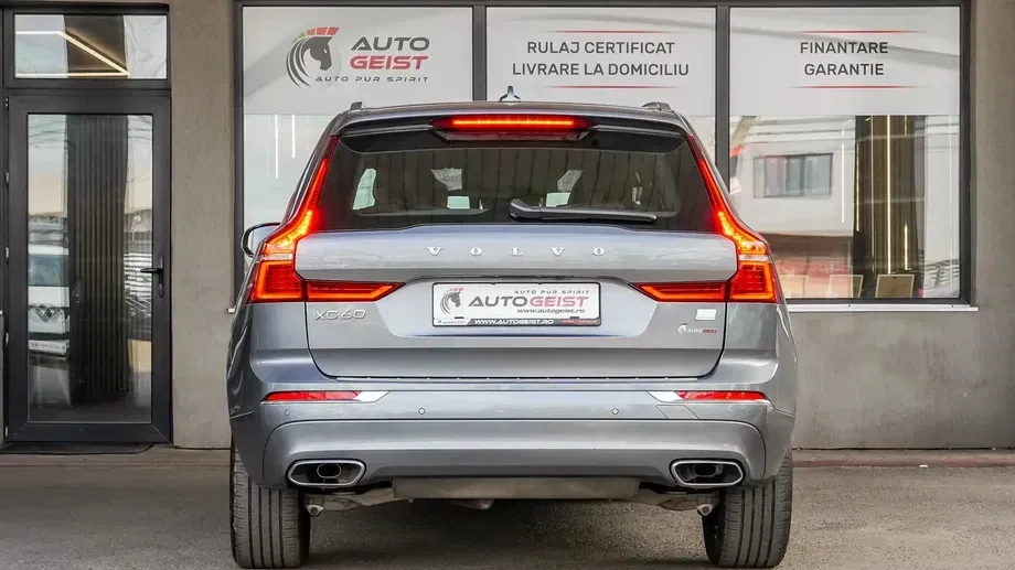 Volvo XC 60 II Recharge T6 Twin Engine eAWD Inscription Expression — imagine 5
