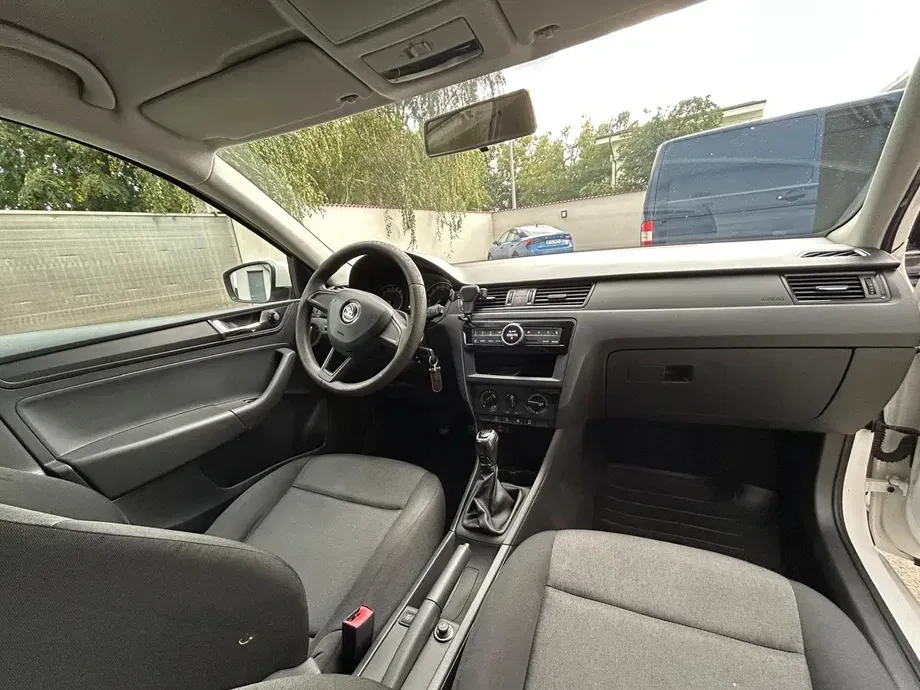 Škoda Rapid — imagine 3