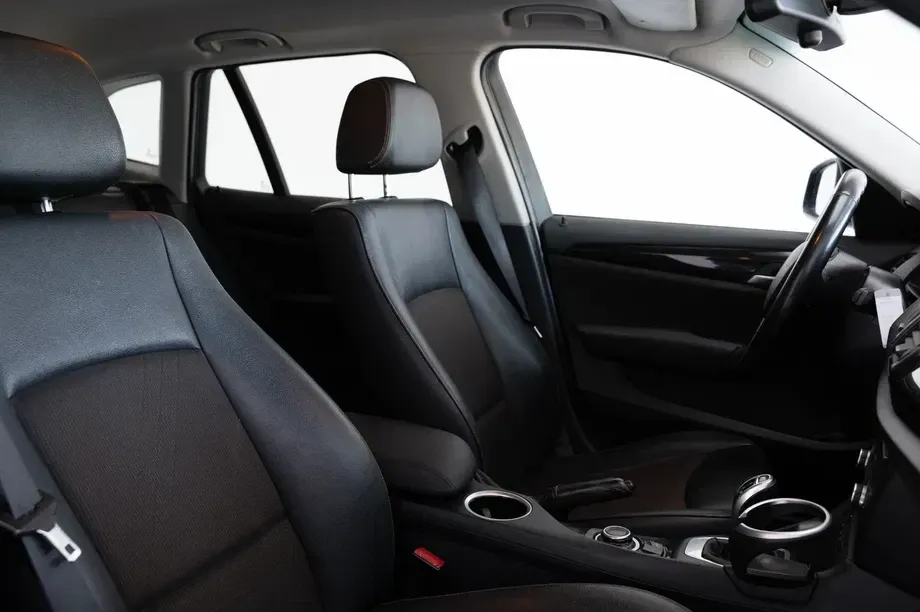 BMW X1 E84 xDrive20d Aut. xLine — imagine 10
