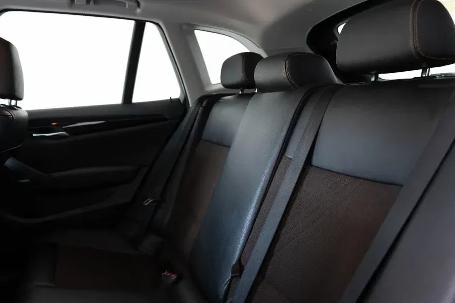 BMW X1 E84 xDrive20d Aut. xLine — imagine 7
