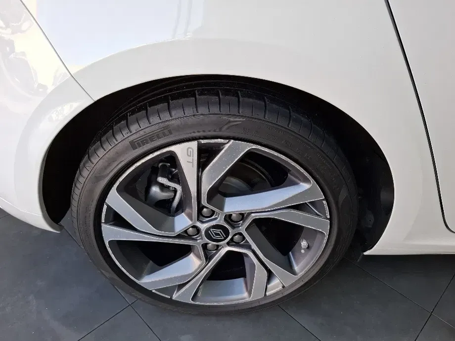 Renault Mégane IV Energy 1.6 TCe EDC GT — imagine 4