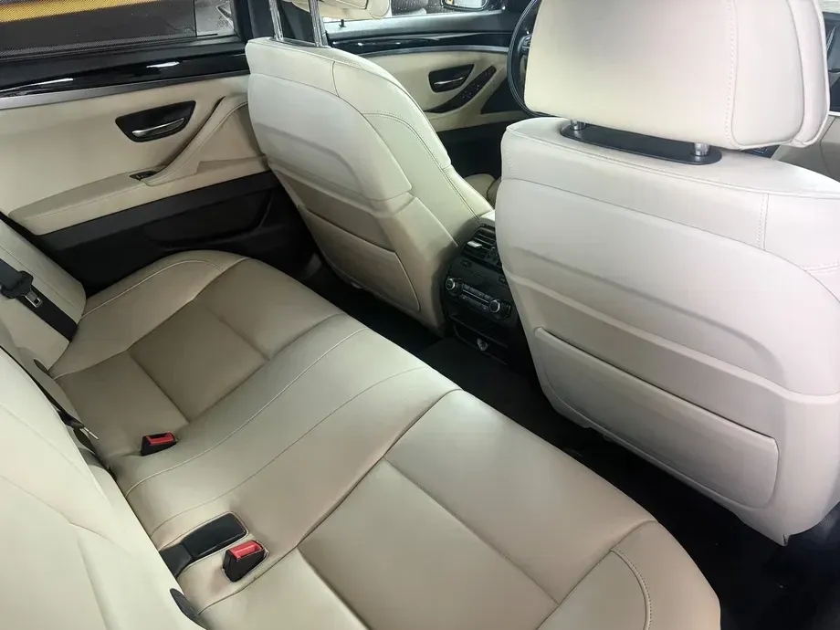BMW Seria 5 F10/F11/F07 — imagine 9