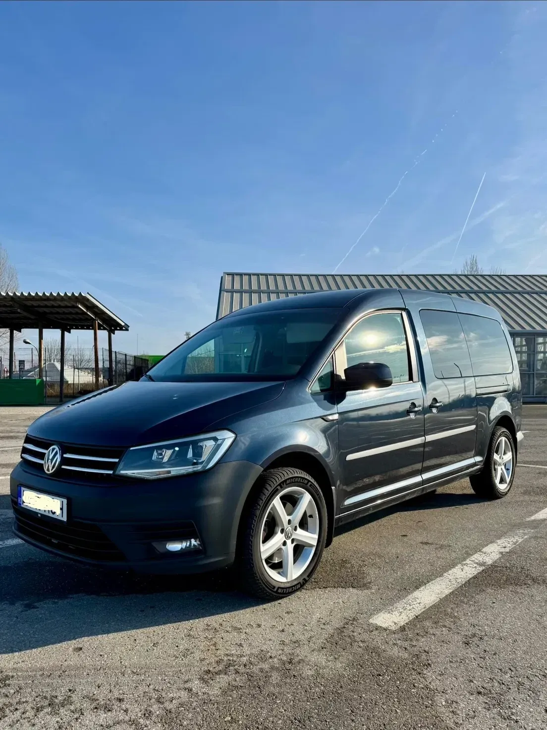 Volkswagen Caddy — imagine 10