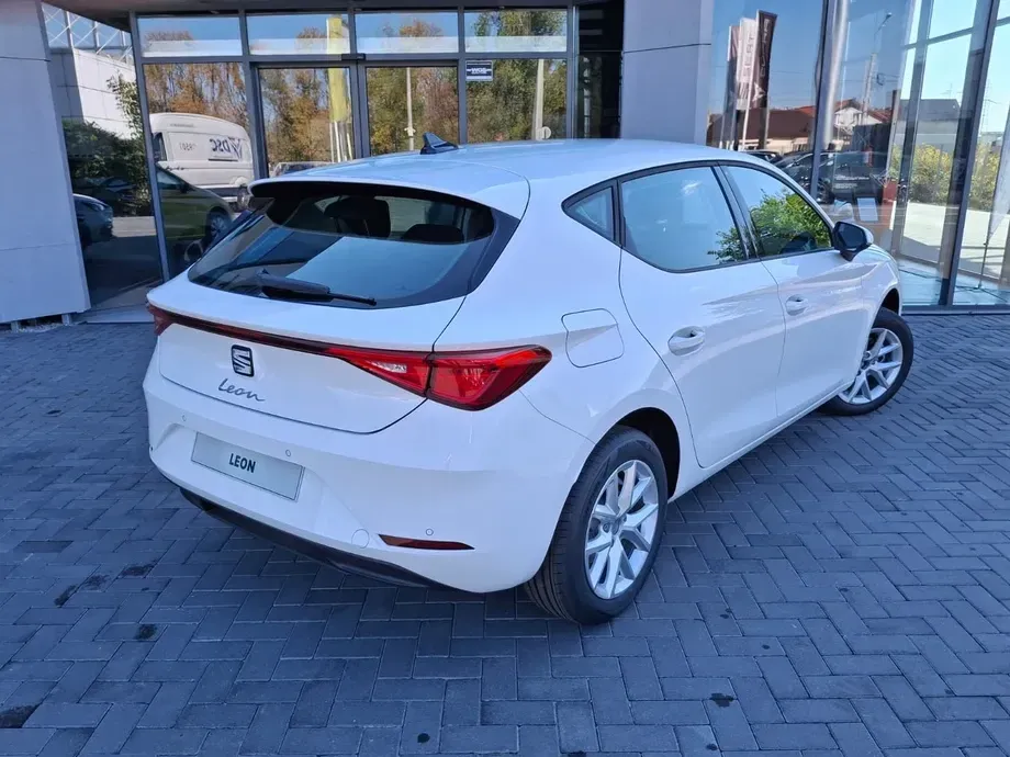 Seat Leon IV 1.5 eTSI DSG7 MHEV Style — imagine 5