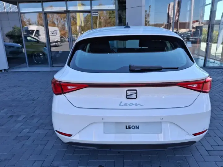Seat Leon IV 1.5 eTSI DSG7 MHEV Style