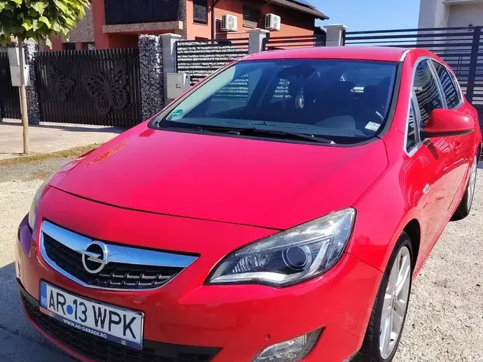 Opel Astra J