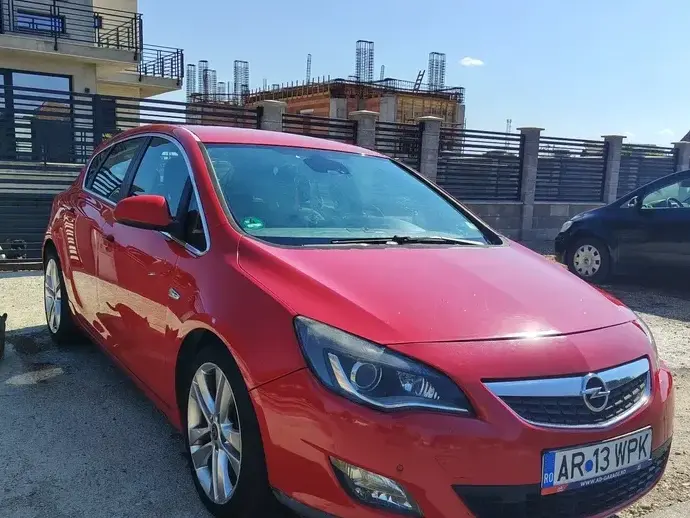 Opel Astra J