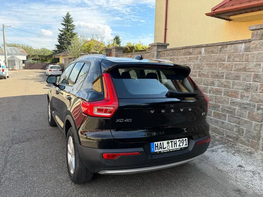 Volvo XC 40 T3 Inscription — imagine 4