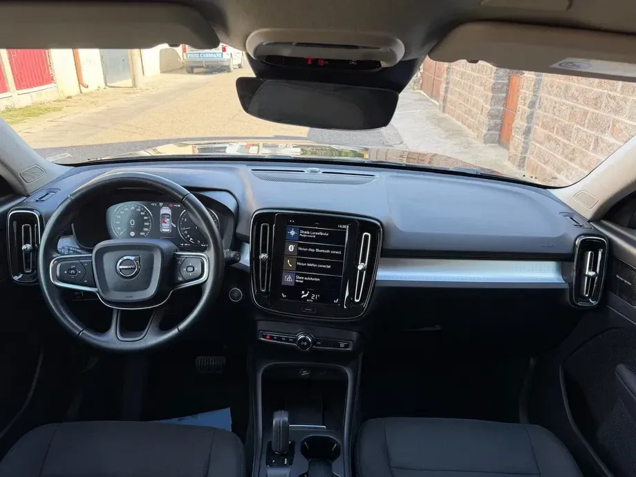 Volvo XC 40 T3 Inscription — imagine 6