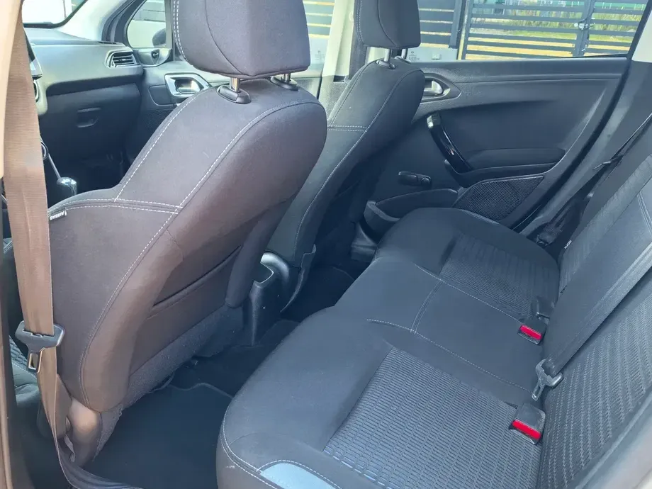 Peugeot 208 1.4 HDi FAP STT Active — imagine 5
