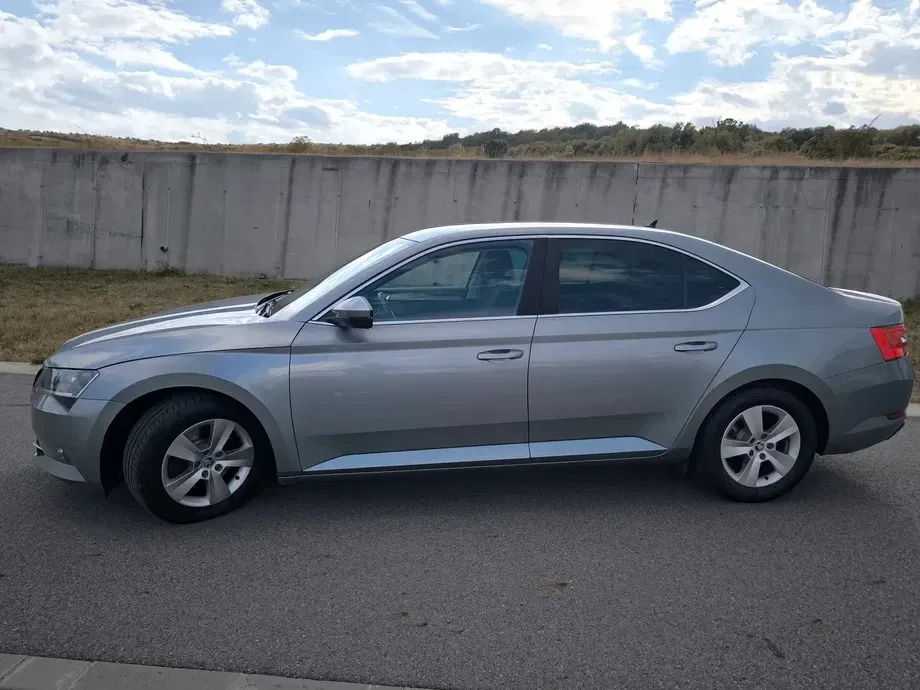Škoda Superb III — imagine 9