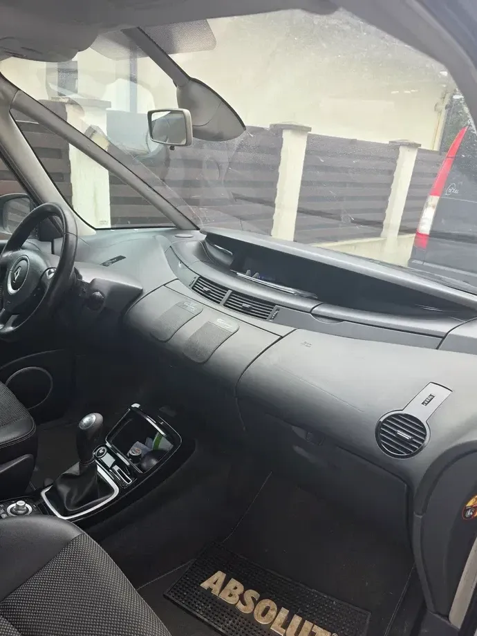 Renault Espace — imagine 9