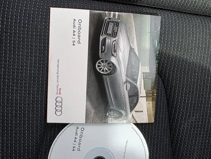 Audi A4 Limuzina