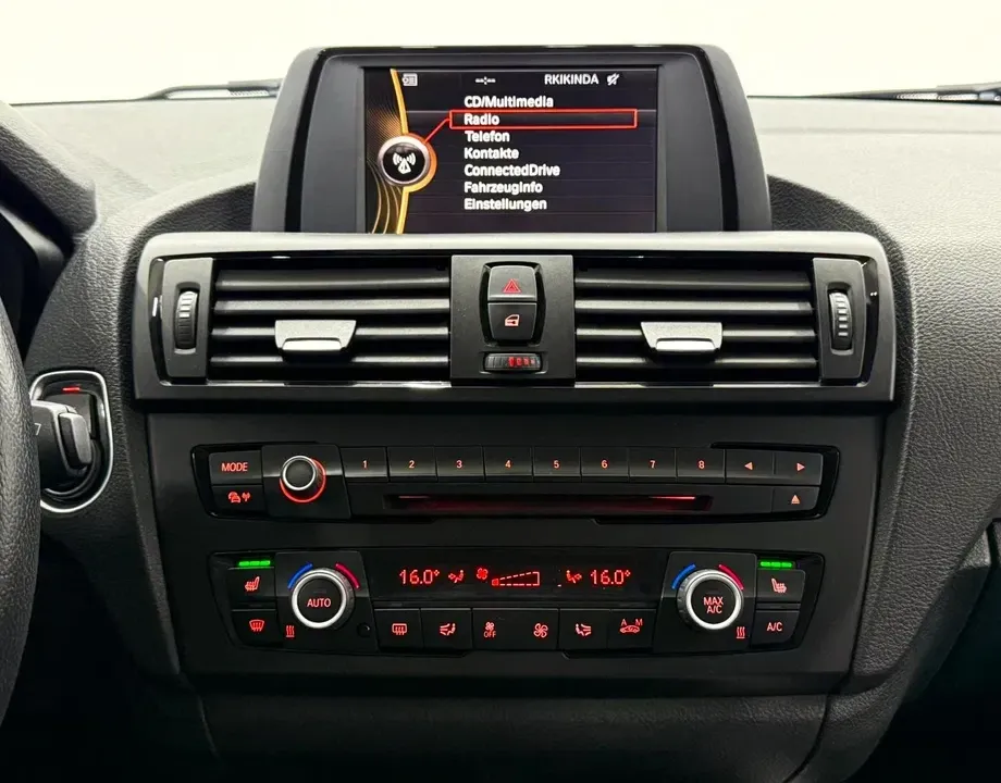 BMW Seria 1 F20/F21 116i — imagine 7