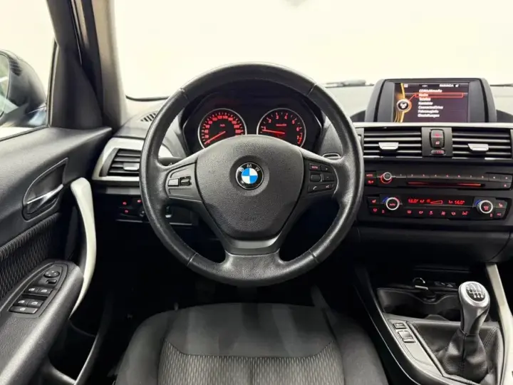 BMW Seria 1 F20/F21 116i