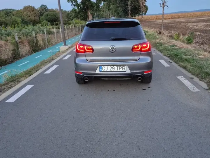 Volkswagen Golf 2.0 TDI Highline